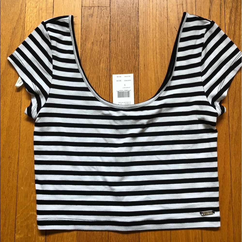 Black and white crop top